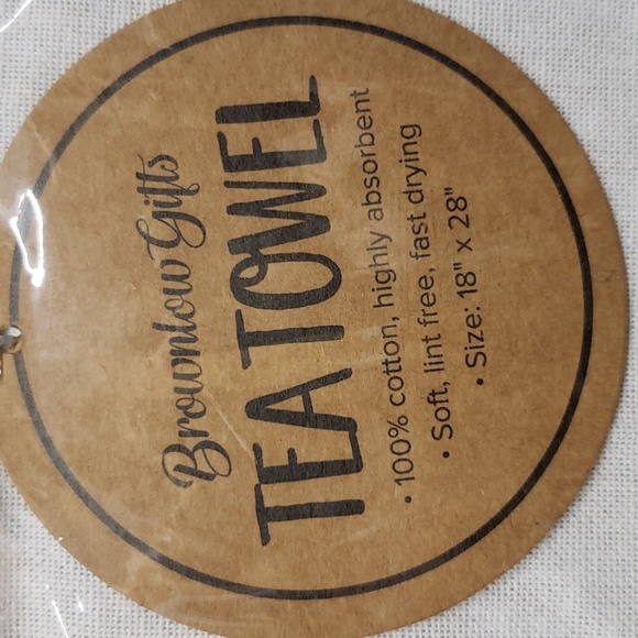 Brownlow Gifts "Why do they want dinner every night?" 100% Cotton Towel - Picture 3 of 7